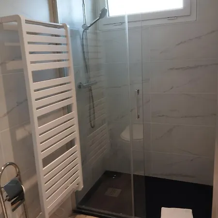 De Claix לה פון-דה-קלה